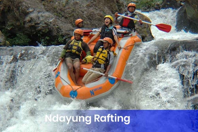 Ndayung Rafting